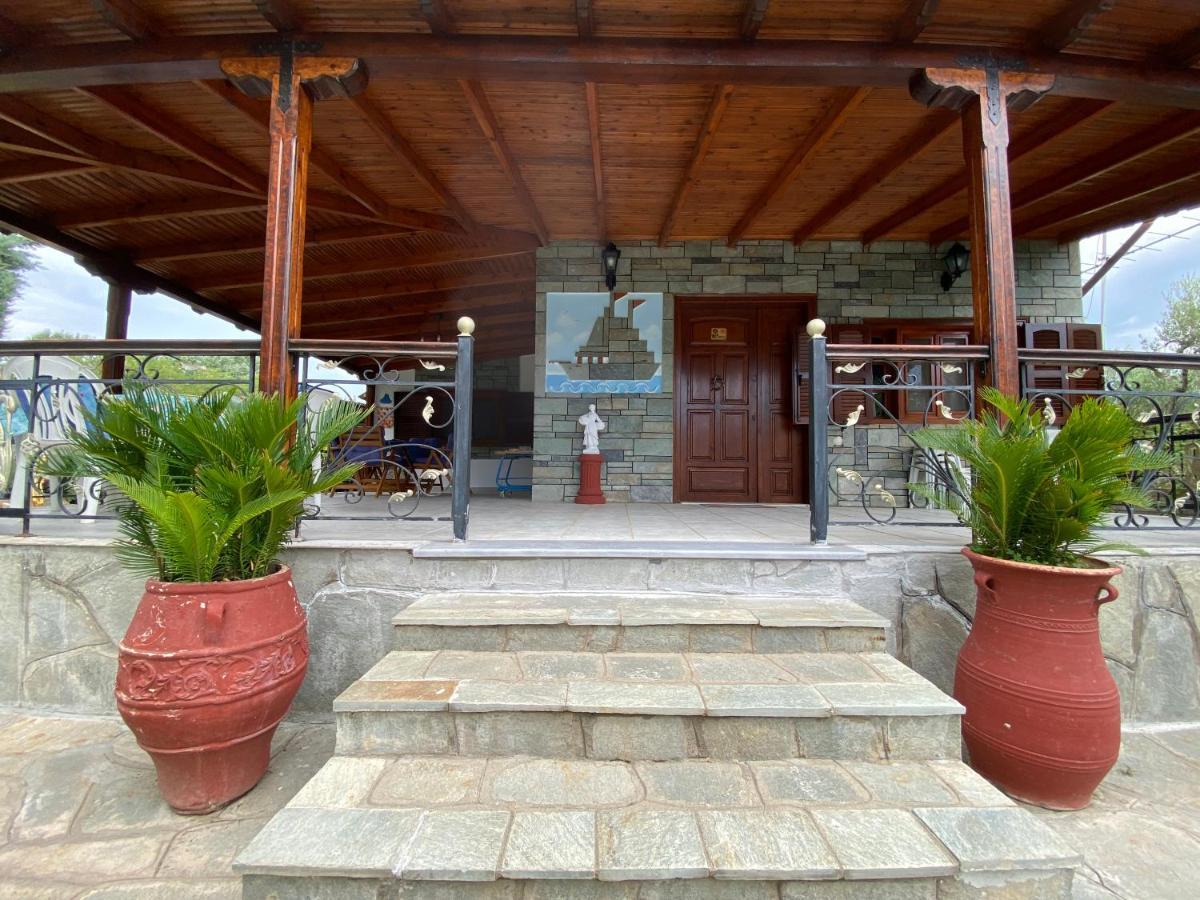Beachfront Cottage Nea Triglia エクステリア 写真