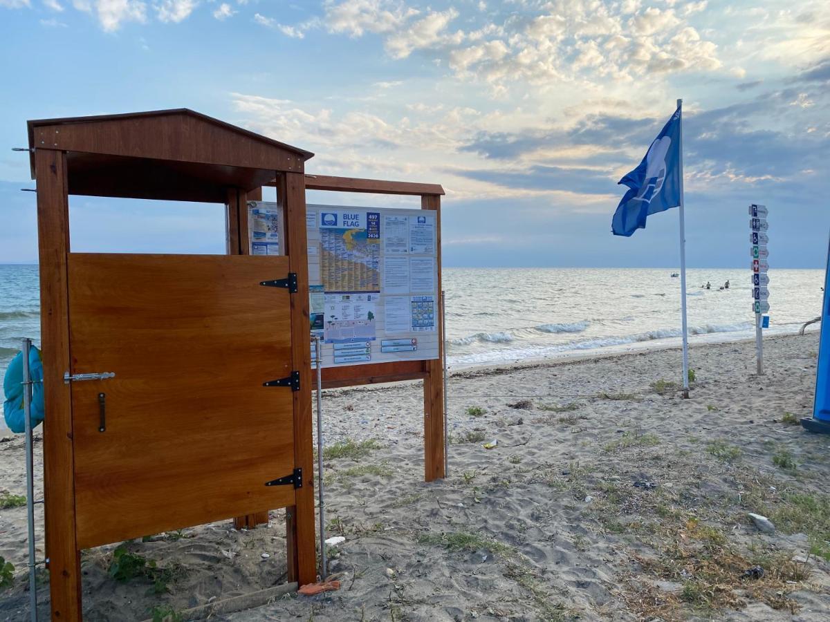 Beachfront Cottage Nea Triglia エクステリア 写真