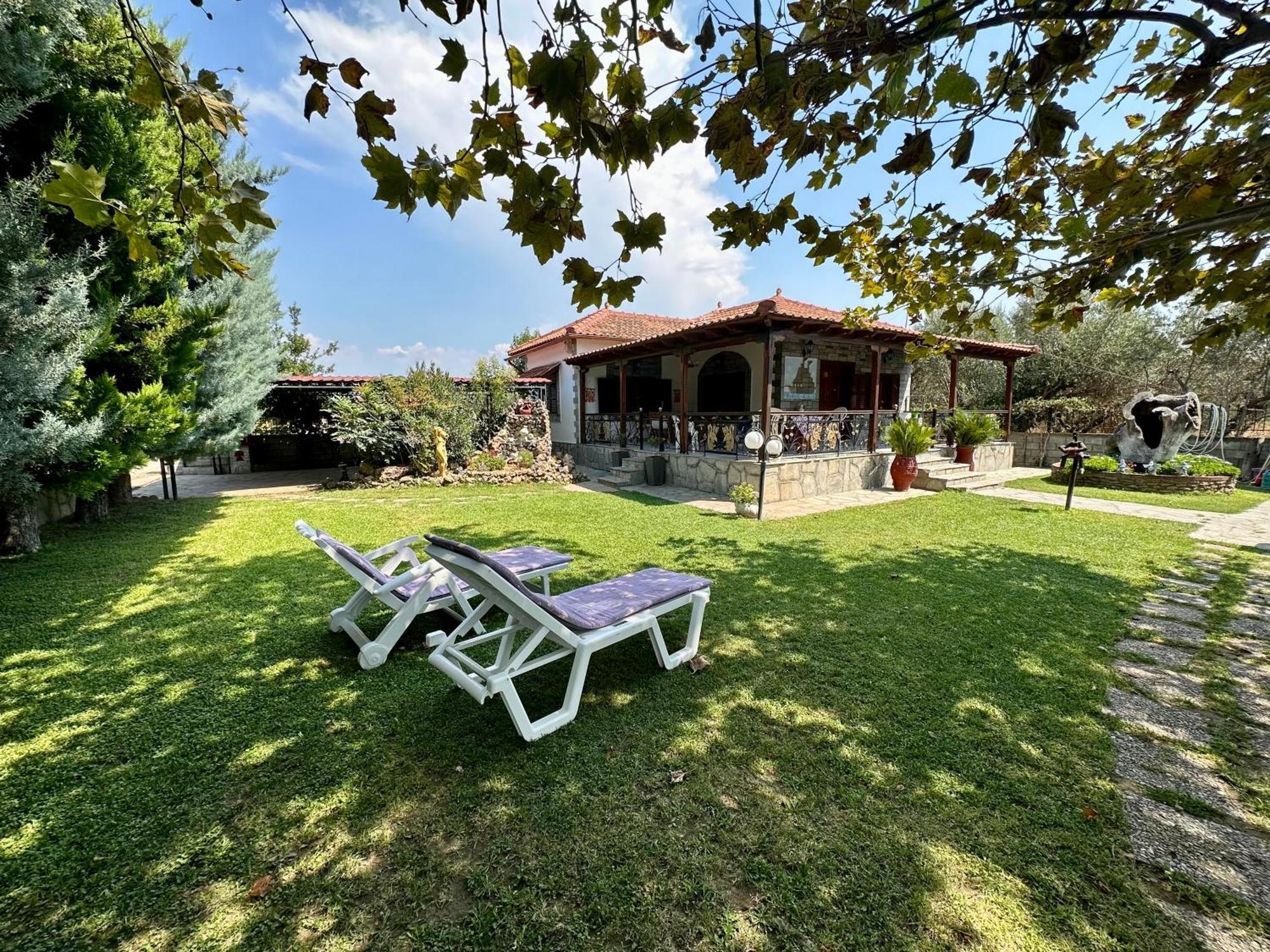 Beachfront Cottage Nea Triglia エクステリア 写真